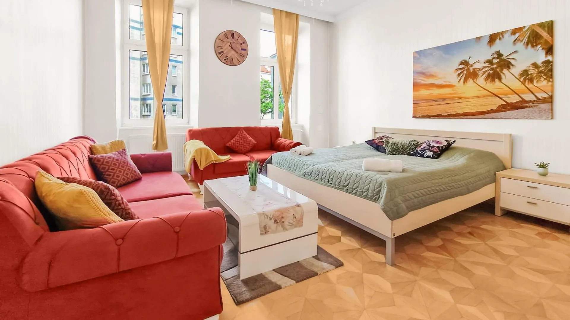 Four-Bedroom, Four King-Size Comfort Вена