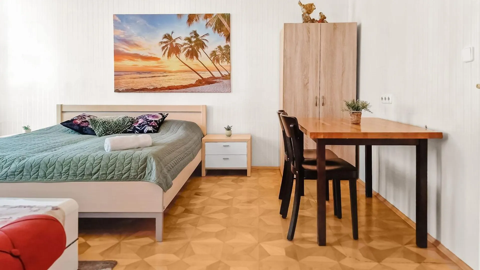 Four-Bedroom, Four King-Size Comfort Вена