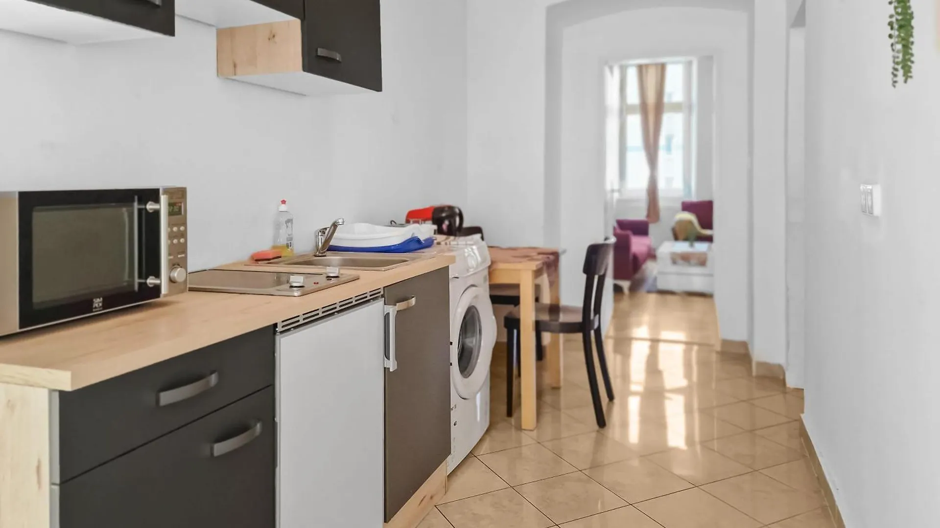 Four-Bedroom, Four King-Size Comfort Viena 0*,  Áustria