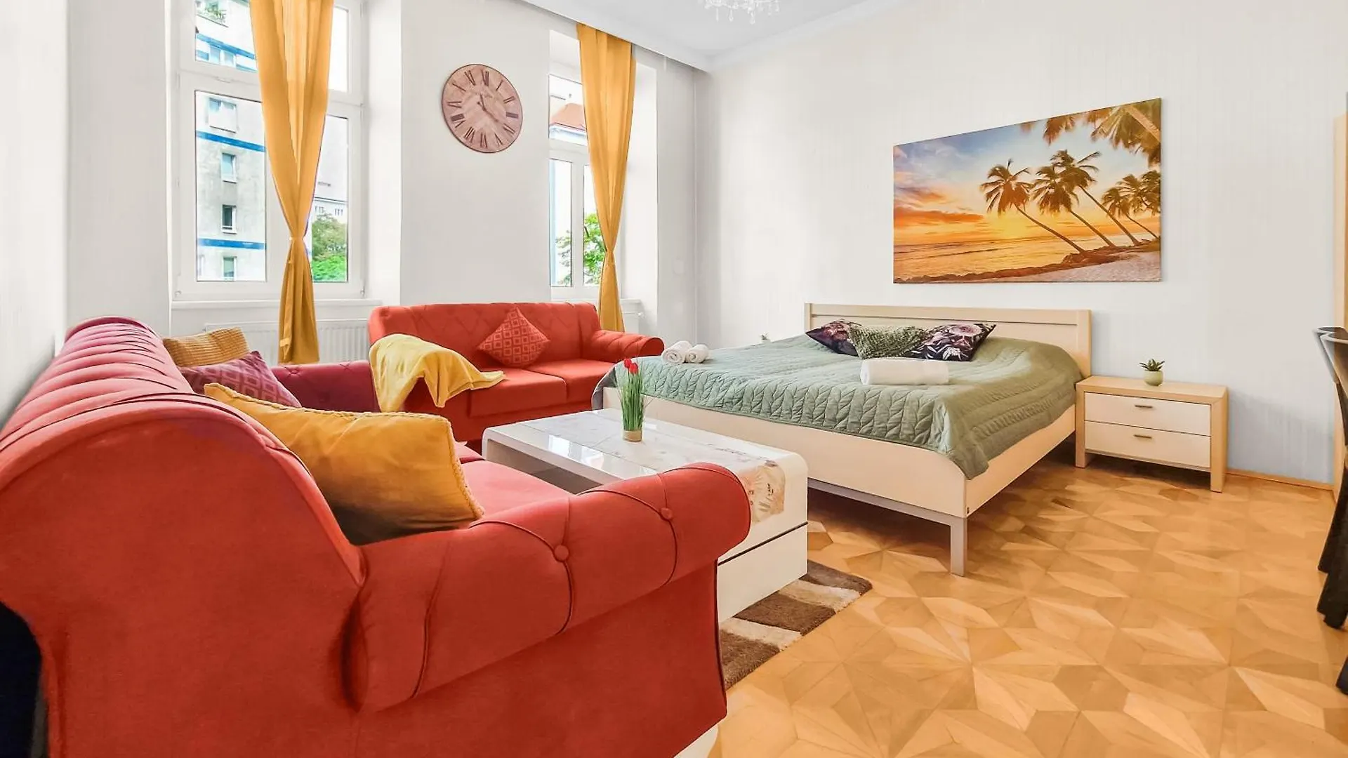 Contatos de Four-Bedroom, Four King-Size Comfort